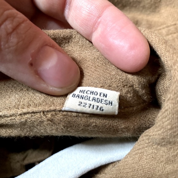 Woolrich Men’s Brown Flannel Shirt - Picture 9 of 9